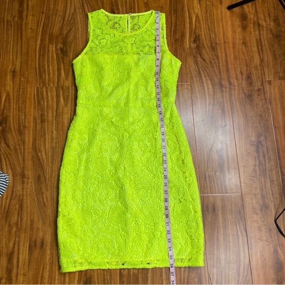 J. Crew Collection Neon Yellow Crochet Sleeveless Sheath Dress Size 4 Classic - Picture 16 of 16